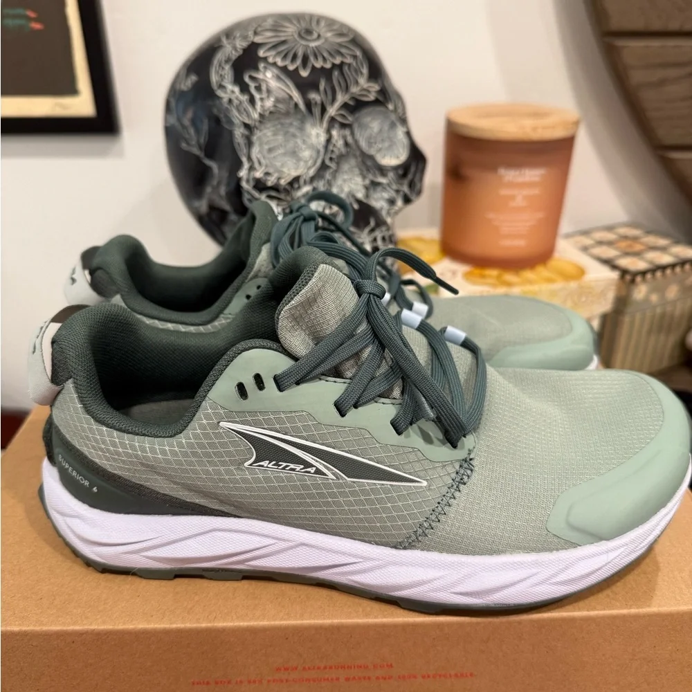 Altra Women's Sage Green Athletic Shoes - Picture 3 of 6